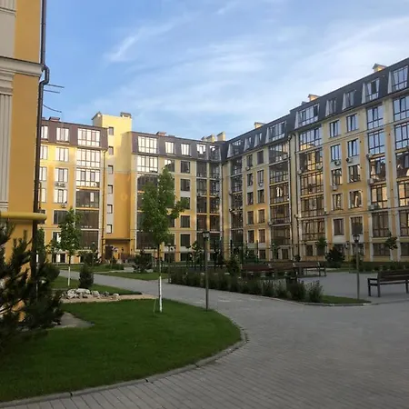 Apartment On Kovalevskogo 1 *